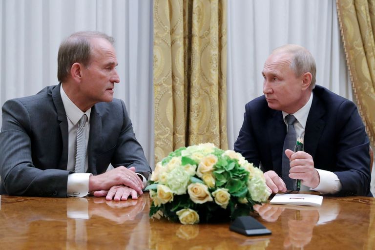 Viktor Medvedtšuk kohtumas Peterburis Vene riigipea Vladimir Putiniga  18. juulil 2019.