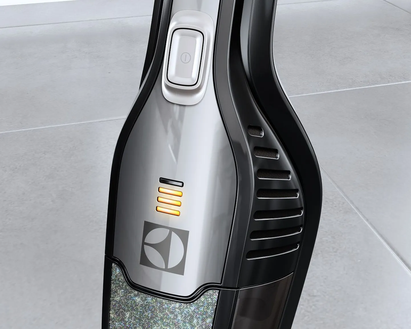 Eesti poodidesse jõuab jõuludeks müüki 20 000 Swarovski kristalliga kaetud Electrolux tolmuimeja