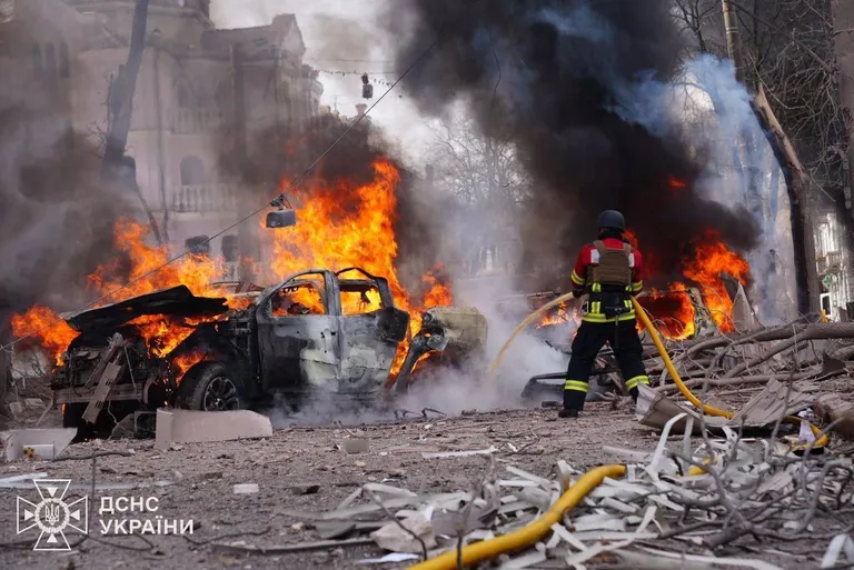 Горящий автомобиль