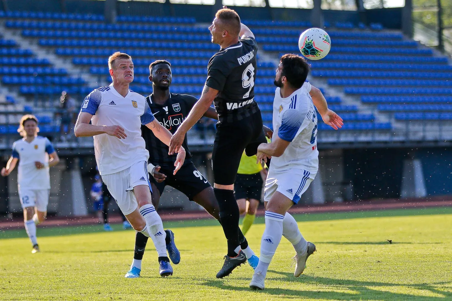 "Valmiera FC" un FK "Ventspils" futbolisti