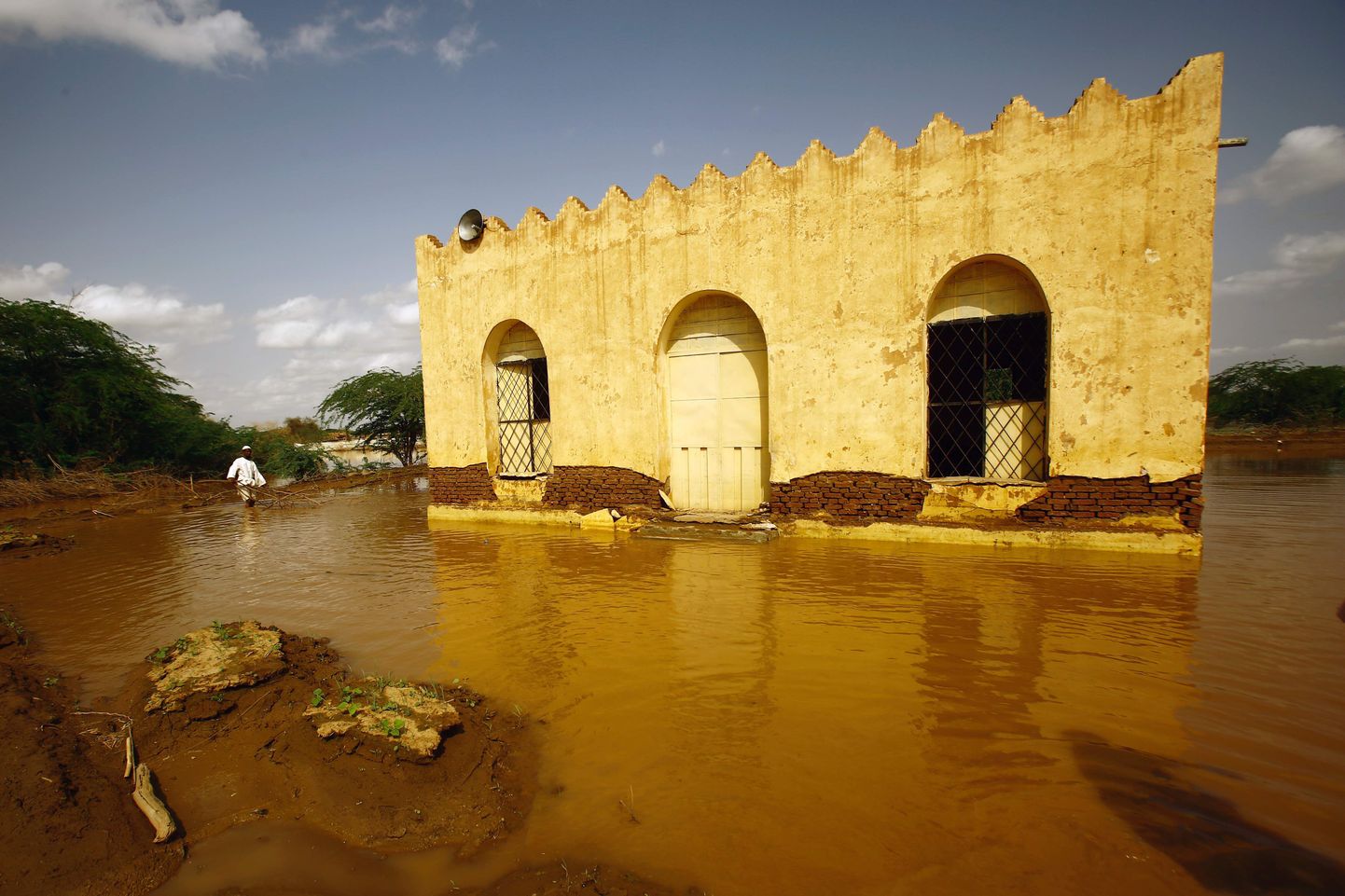 Üleujutatud mošee Kasala osariigis asuvas Al-Mahmoudabi asulas.
