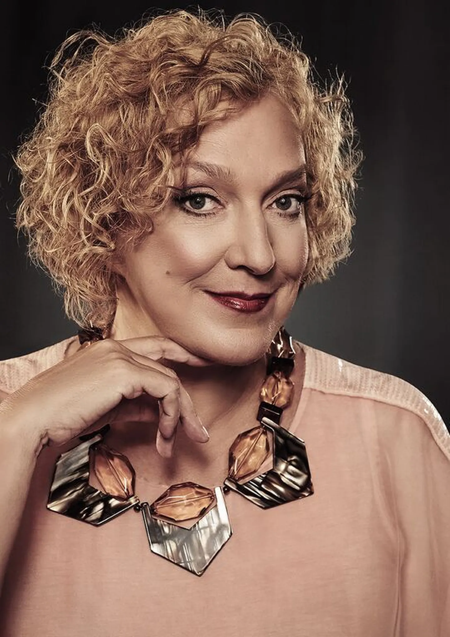 Maire Aunaste
