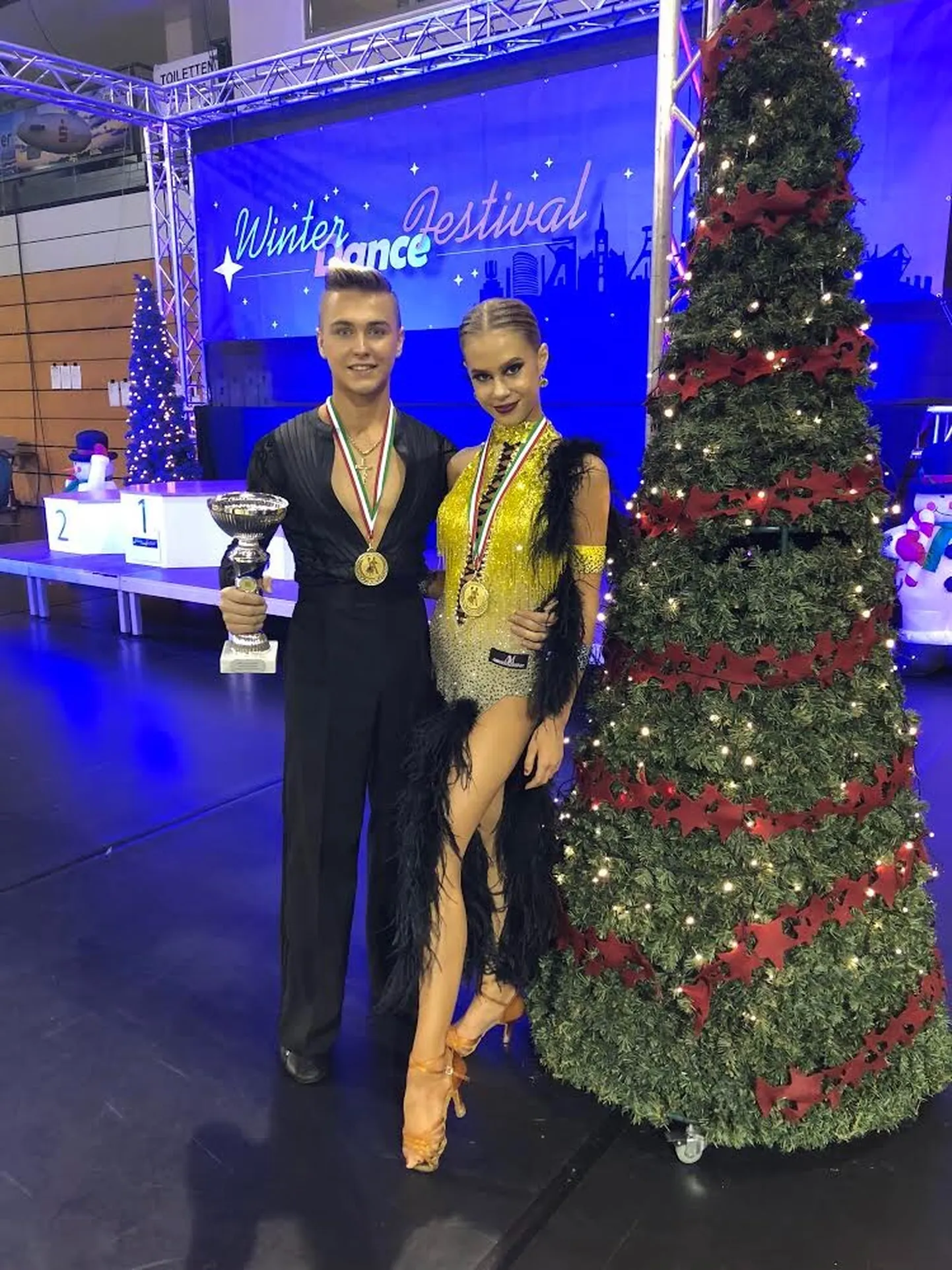 Robert Veide - Amanda Rebeca Padar