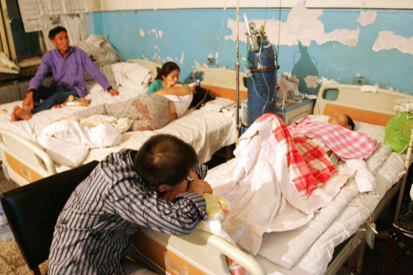 Hiina ilutulestikutehases kannatada saanud haiglaravil