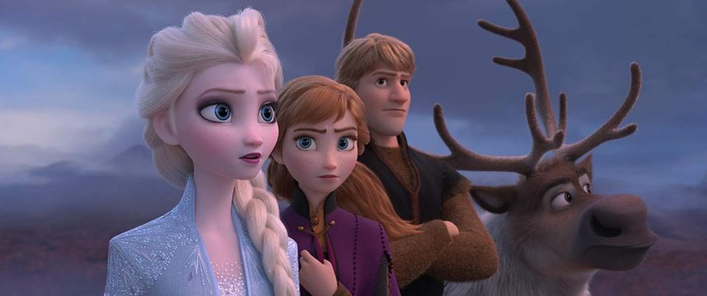 Elsa koos abilistega on võlumetsas. Kohe läheb seikluseks.