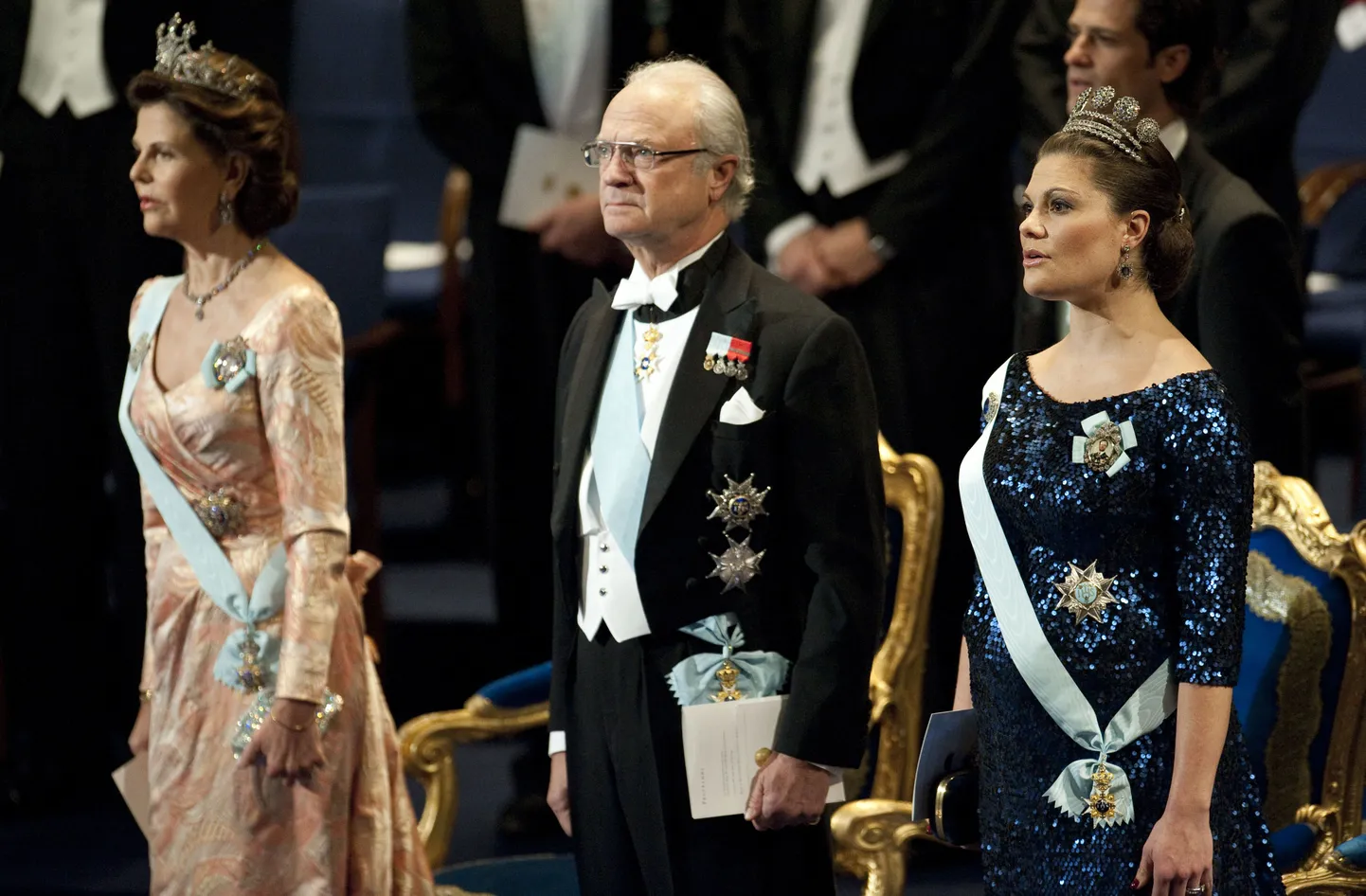 Kuninganna Silvia, kuningas Carl XVI Gustaf ja kroonprintsess Victoria