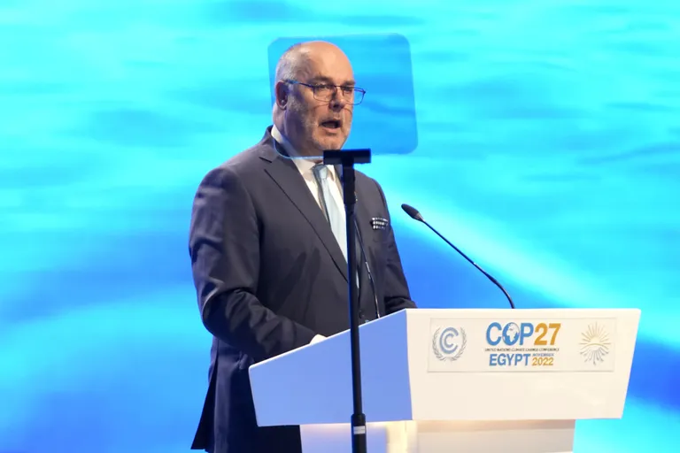 President Alar Karis 8. novembril COP27 kõnepuldis