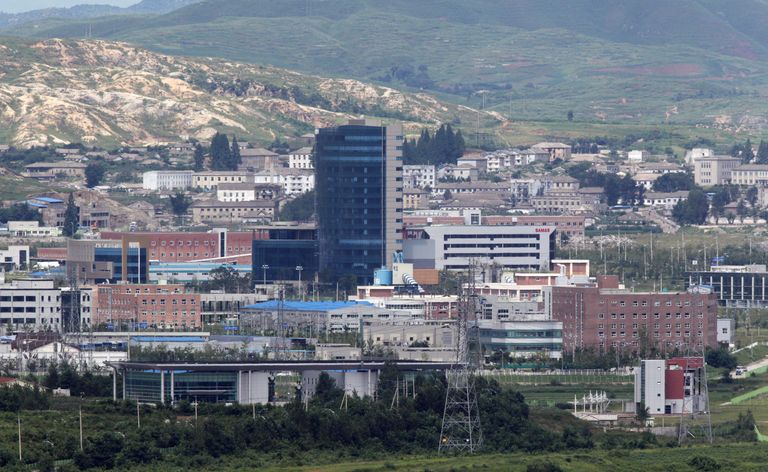 Kahe Korea ühine tööstuslinn Kaesong. / Scanpix