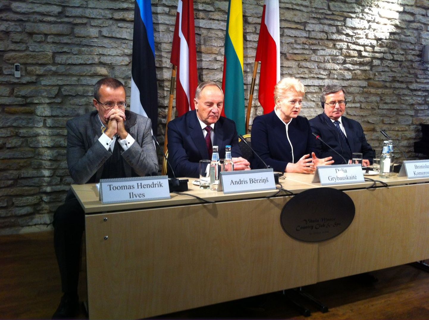 Baltimaade ja Poola presidendid kohtuvad Vihulas.