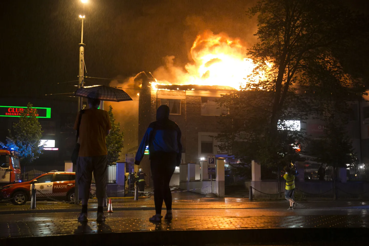 Tulekahju kesklinna büroohoones.