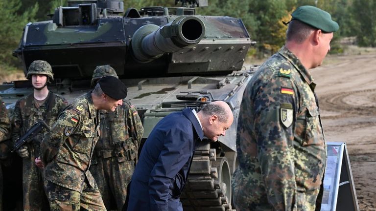 Олаф Штолц и Leopard 2.