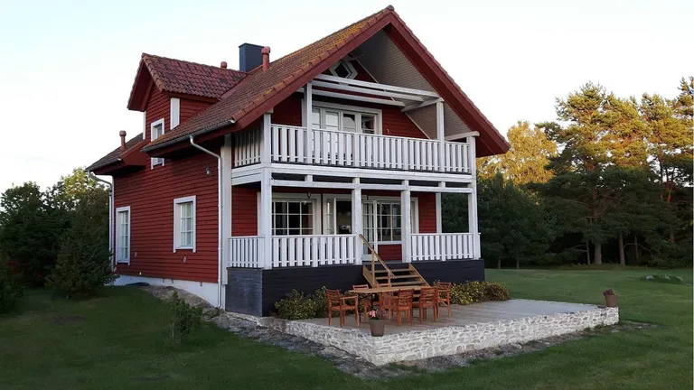 Kukekaarli villa