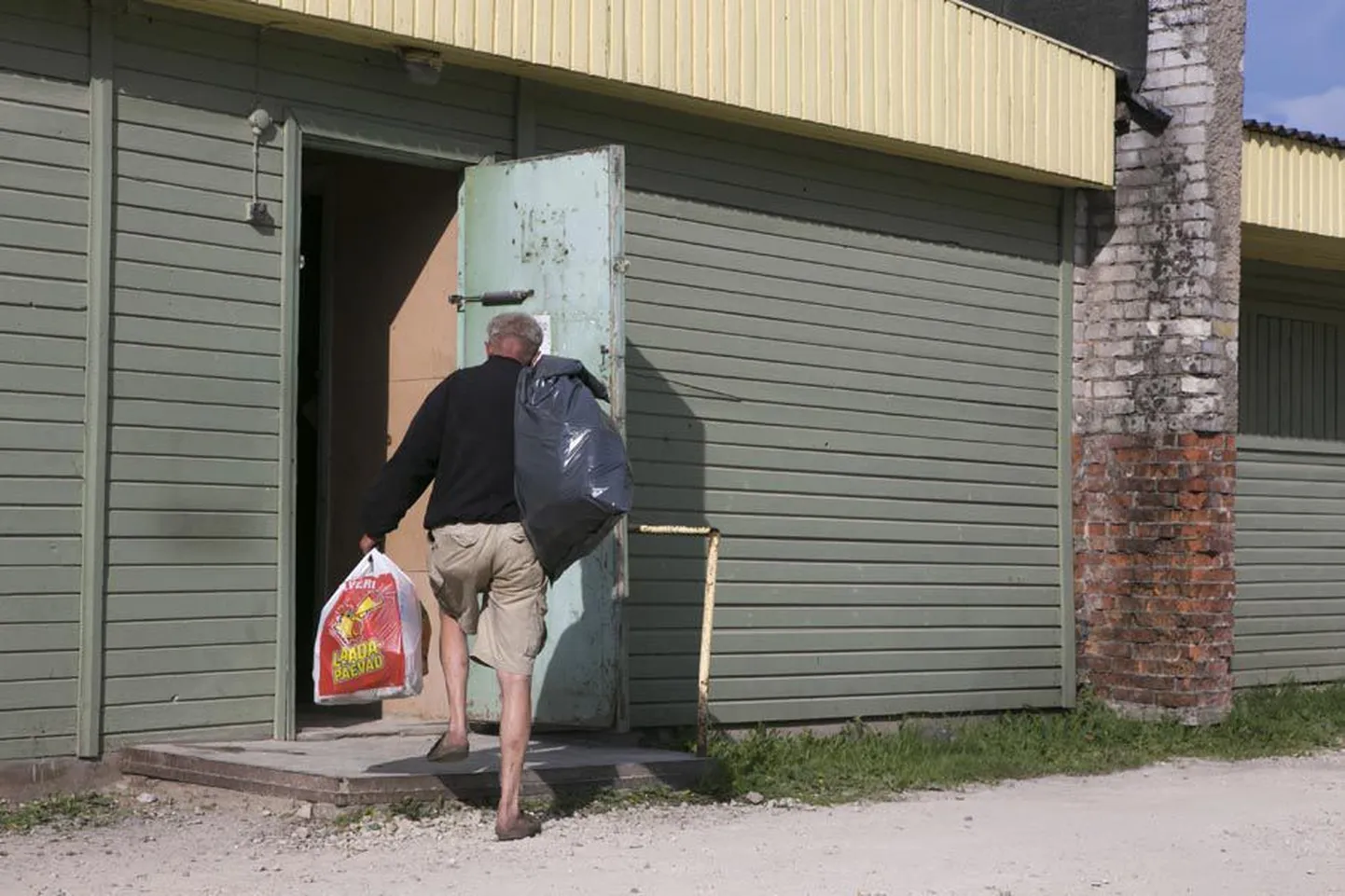 Viljandi ainuke taaratagastuspunkt töötas veel paar päeva pärast seda, kui Koidu A ja O pood suleti.