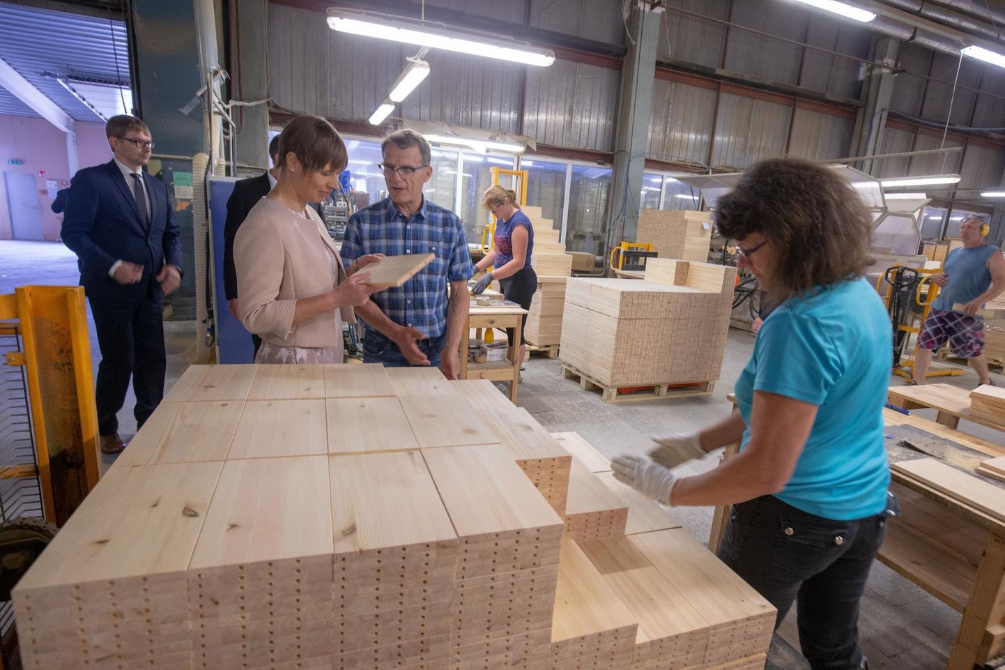 Textuur on Mulgi vallas väga oluline ettevõte, sellest andis tunnistust ka Eesti presidendi Kersti Kaljulaidi visiit Mulgimaale, kus ta külastas just Textuuri tootmishoonet.