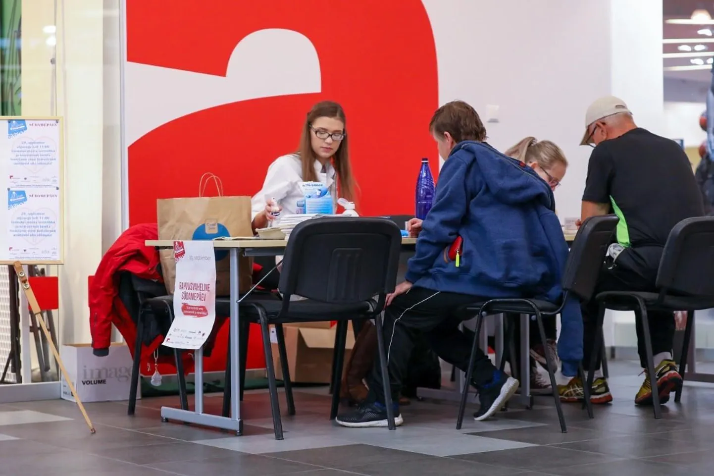 Põhjakeskuses määravad tervisenäitajaid arstiüliõpilased.