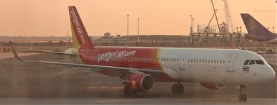 Thai Vietjet Air kasutab vaid regionaalseteks lendudeks sobivaid Airbus 320 ja Airbus 321 lennukeid. Liinid ulatuvad India ja Jaapanini, kuid pikemaist lendudest pole praegu tõsiseid teateid.