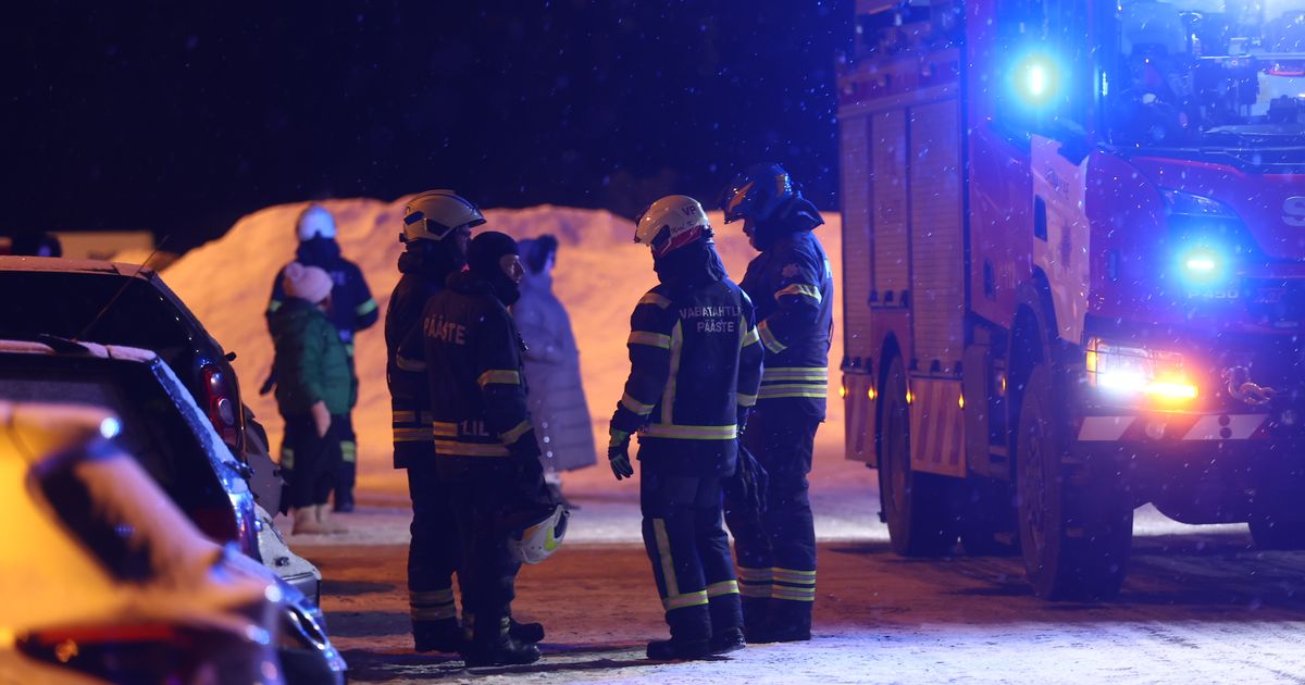 FOTOD ⟩ Lasnamäe kortermajas levis suits, päästjad tulekollet ei leidnud