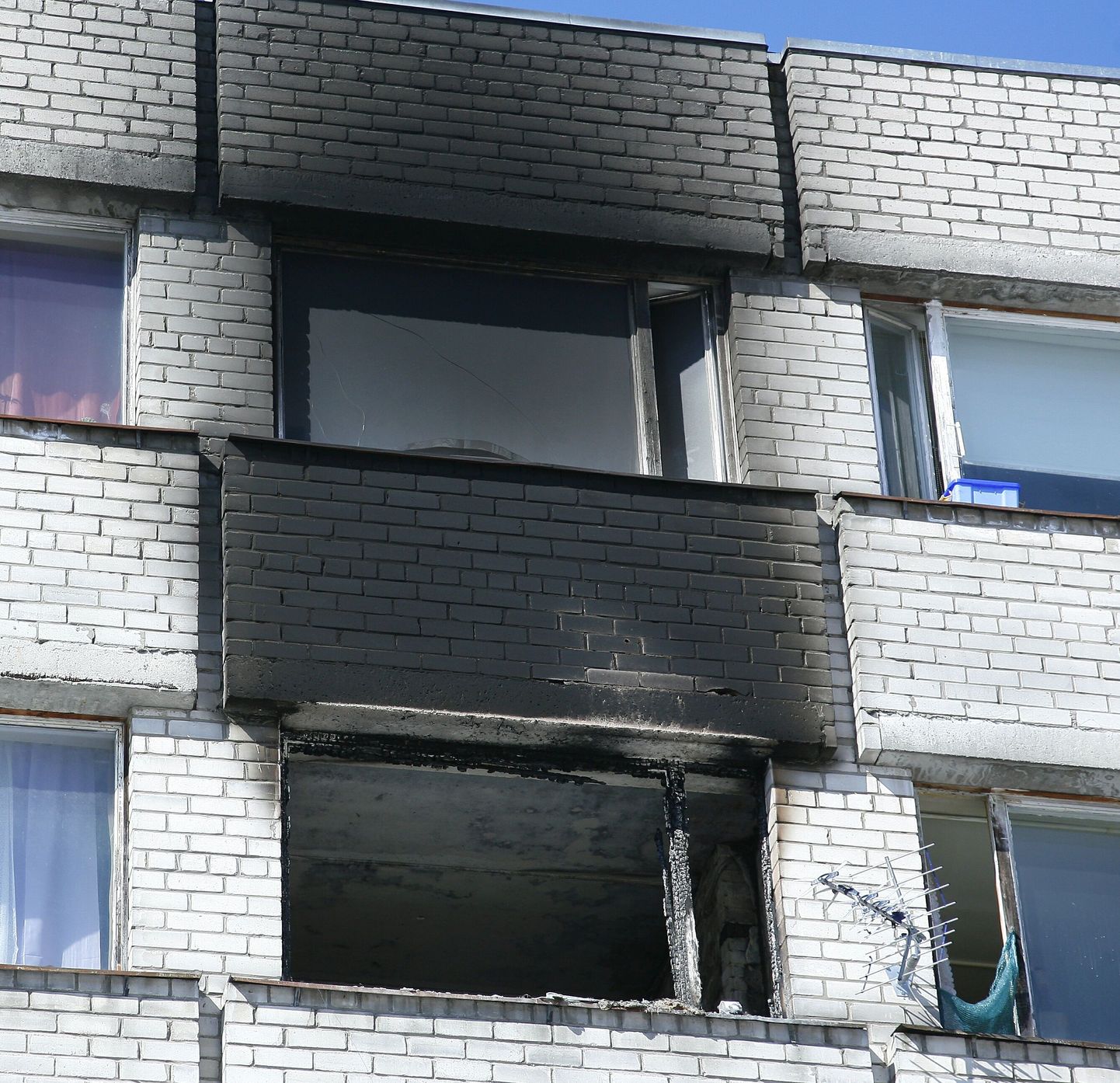 Pärnu linnale kuuluvas Liiva 8d sotsiaalmajas hukkus põlengus vanem naine.