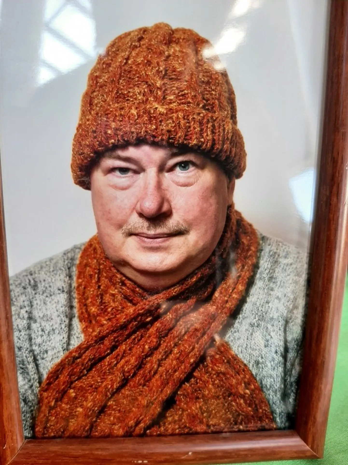 Ragnari müts ja sall.