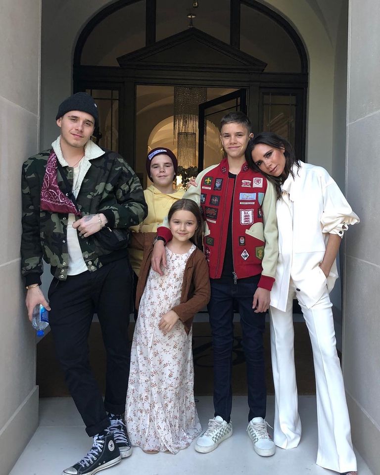 Victoria Beckham ja lapsed Brooklyn, Cruz, Harper ning Romeo