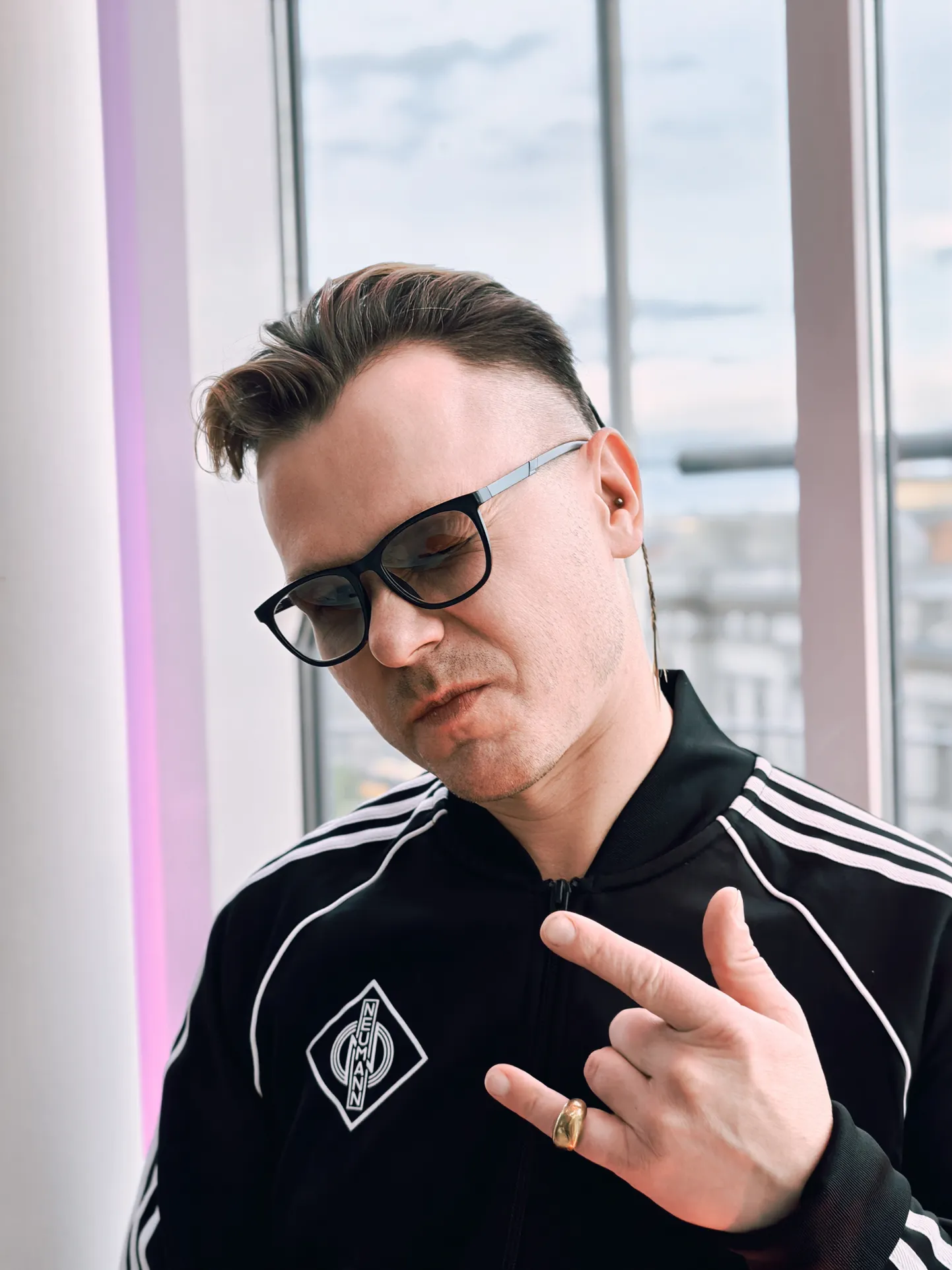 Rick Feds elektroniskās mūzikas izstādē "Superbooth" Berlīnē.