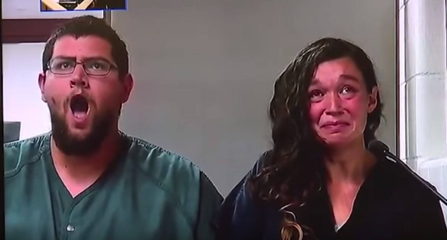 Seth Welch ja Tatiana Fusari süüdistuse ette lugemise ajal.