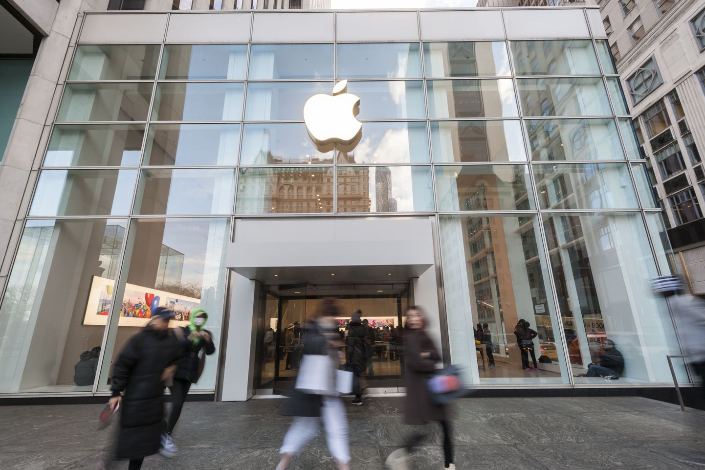Apple'i ajutine pood New Yorgis Viiendal avenüül. Pärispood läks esmaspäeval remonti.