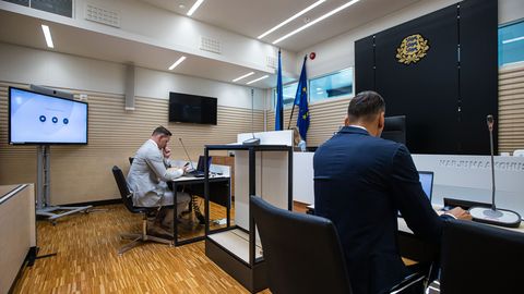 VIDEOINTERVJUU ⟩ «Roolijoodik, kes ei taha vastutust võtta!» BSH ja endise mänedžeri tuline autovaidlus jätkus kohtus