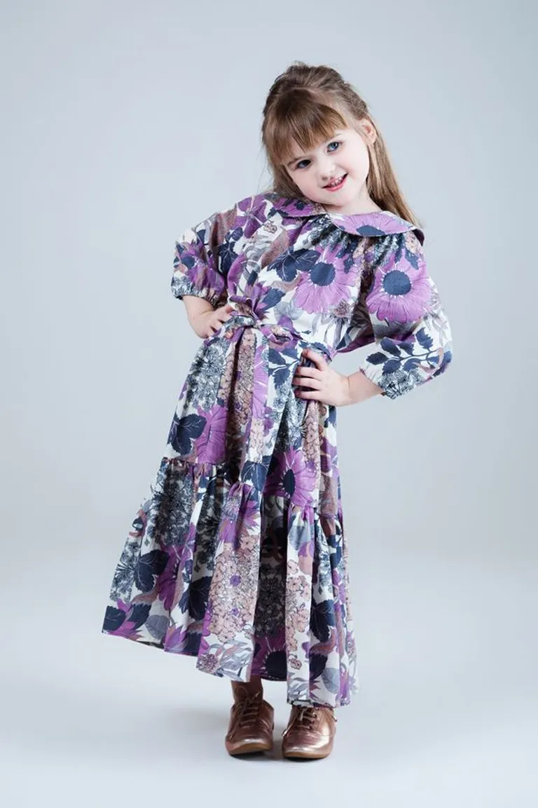 Tallinn Dolls tegi kollektsiooni pisikestele preilidele. Pildil on Koit Toome ja Kaia Triisa tütar Rebecca.