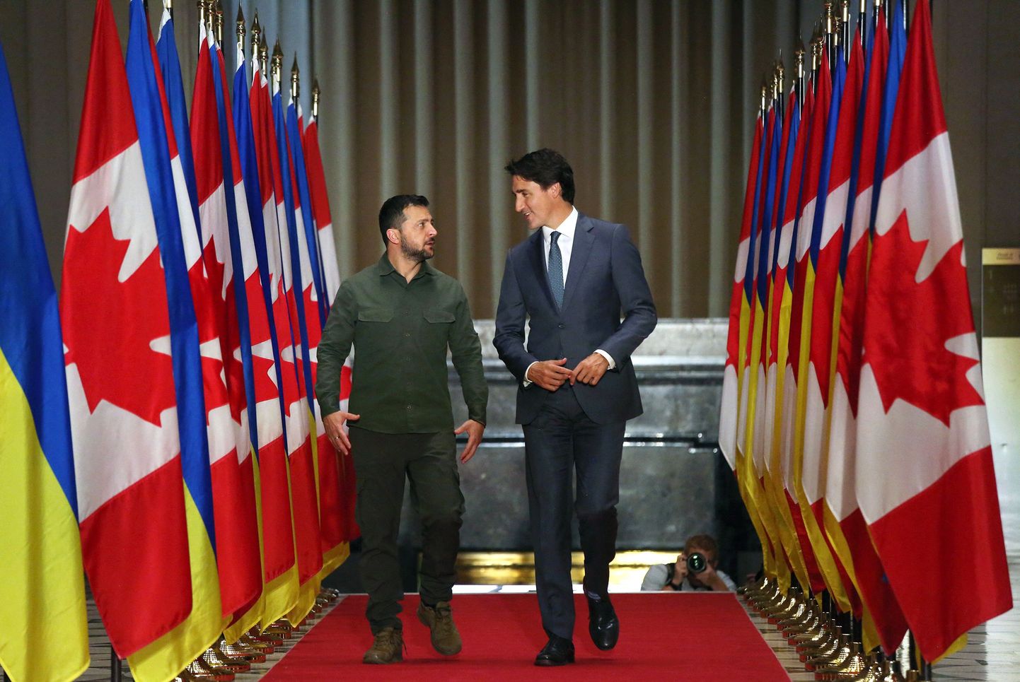 Ukraina president Volodõmõr Zelenskõi ja Kanada peaminister Justin Trudeau Ottawas.