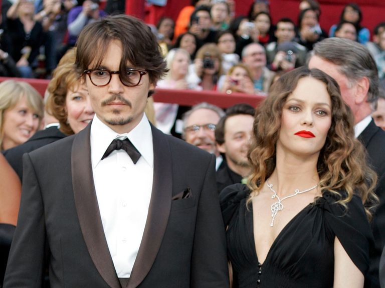 Johnny Depp ja prantsuse näitleja Vanessa Paradis olid suhtes 14 aastat. Neil on kaks ühist last.