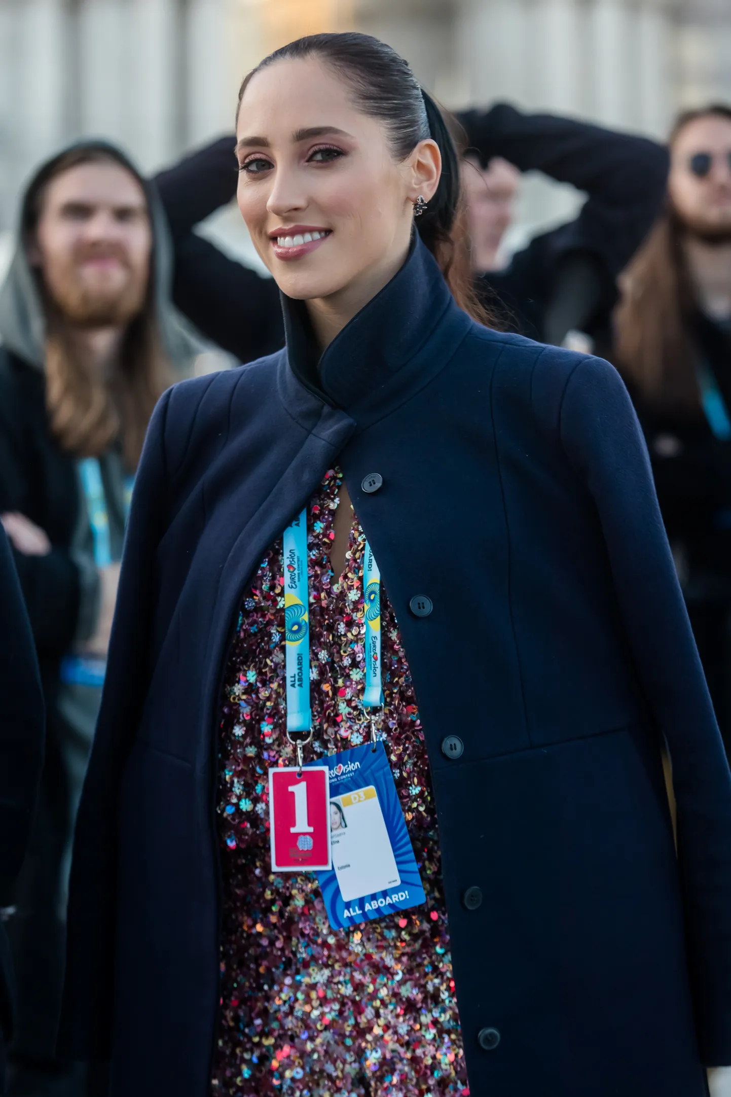 Elina Nechayeva Eurovisoonikülas kontserti nautimas.