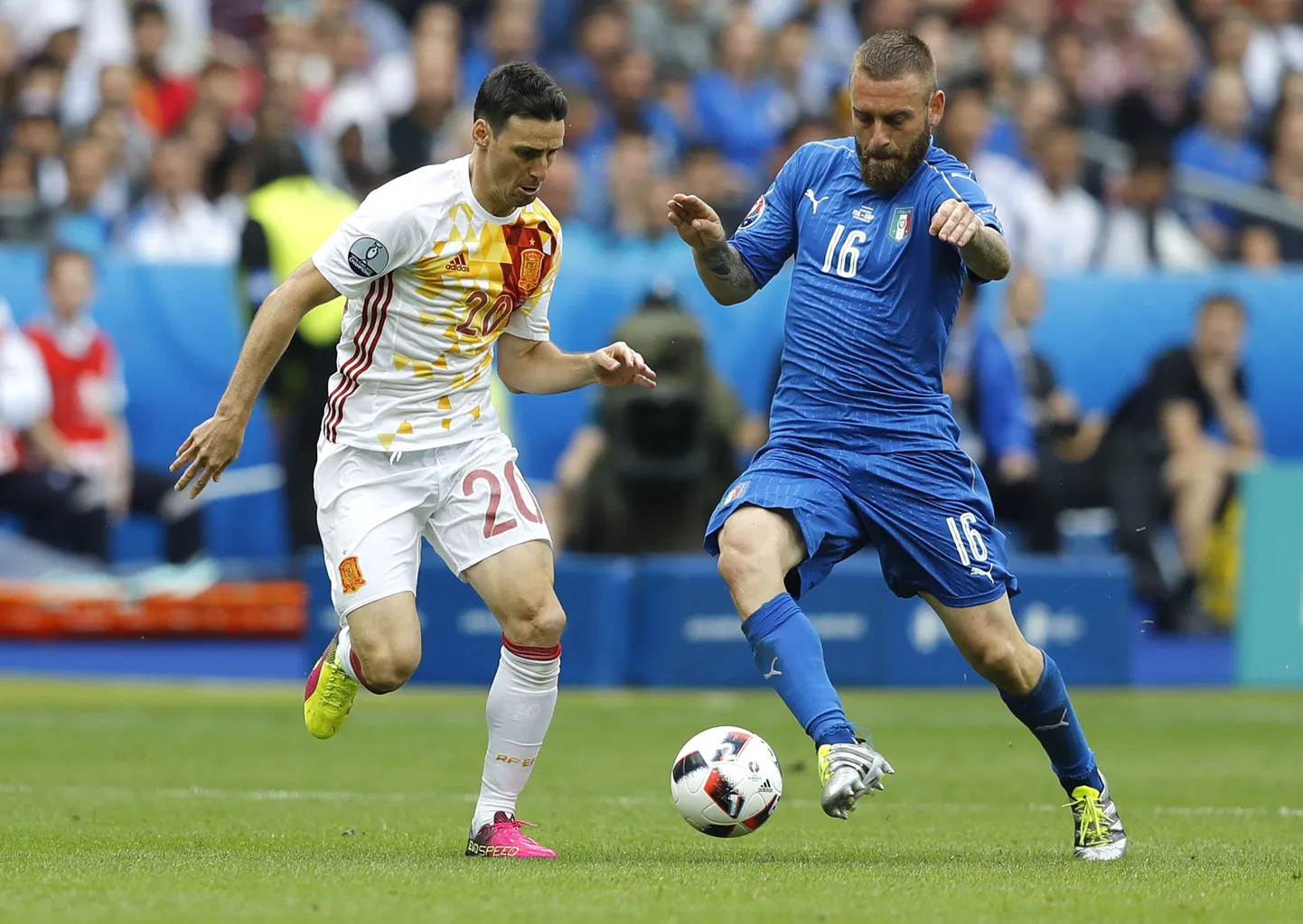 Daniele De Rossi (paremal)