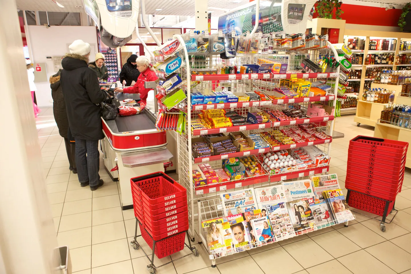Selveri kassiire kiitsid lugejad kõige rohkem.