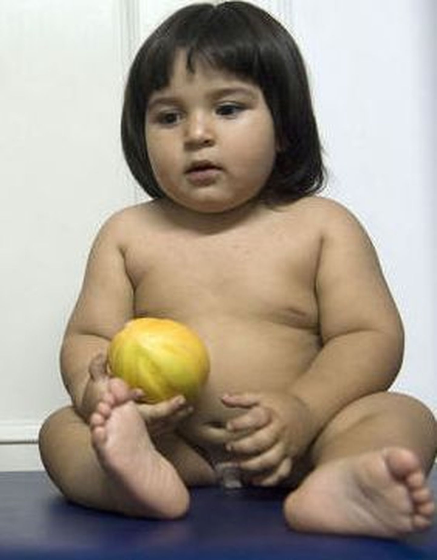 Suurbritannias võeti vanematelt ära viieaastane, kes kaalus 65 kilogrammi
