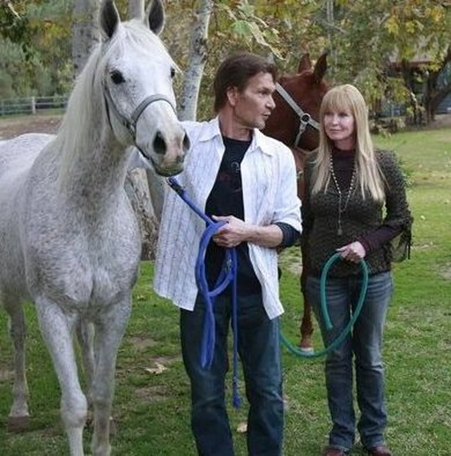 Patrick Swayze koos abikaasa Lisa ja hobustega talle kuulunud rantšos