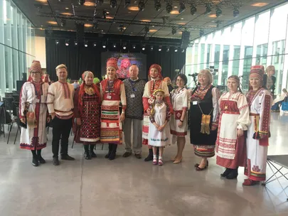 VIII soome-ugri rahvaste maailmakongress toimus 2021. aastal Tartus ERM-is. Pildil Eestis elavad soomeugrilased.