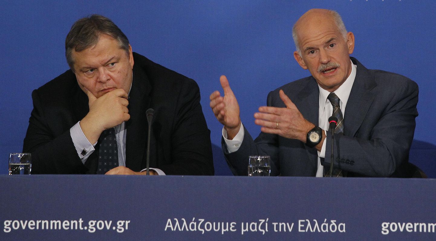 Kreeka peaminister George Papandreou (paremal) ja rahandusminister Evangelos Venizelos.