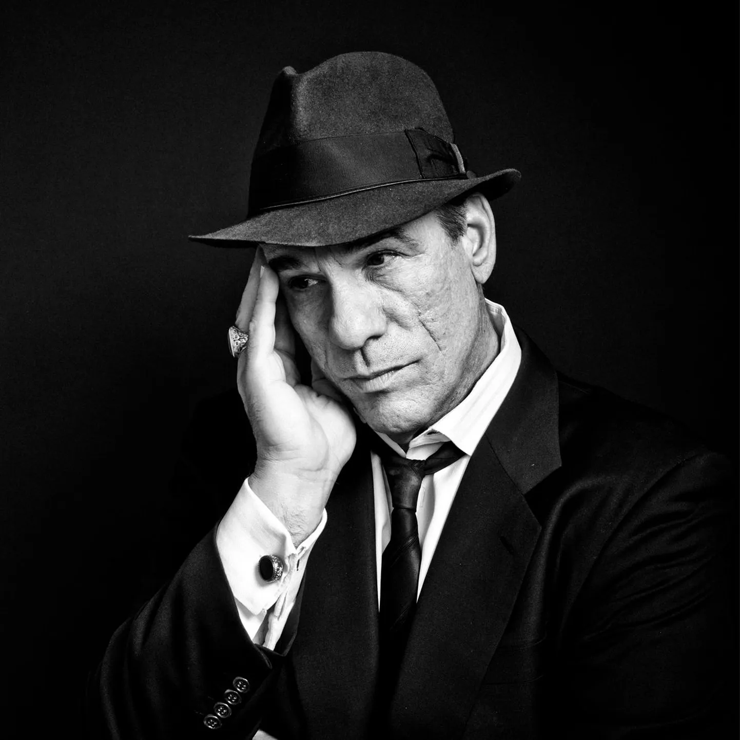 Hollywoodi filmides karme mehi mänginud näitleja ja laulja Robert Davi