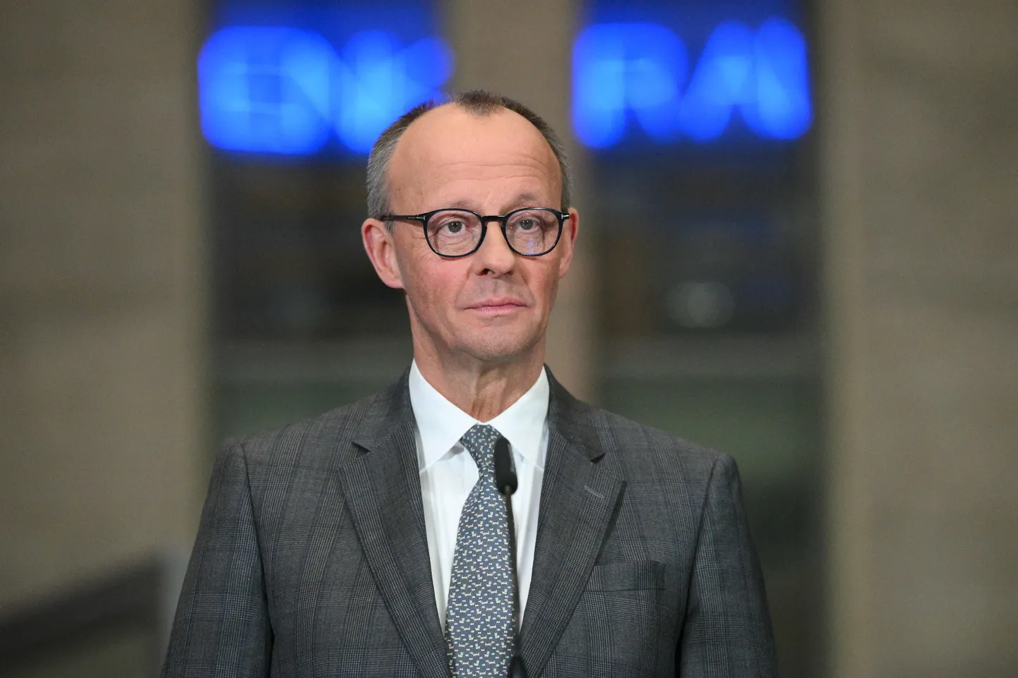 Saksamaa Kristlik-Demokraatliku Liidu (CDU) juht Friedrich Merz räägib pressikonverentsil kavandatavatest suurinvesteeringutest Berliinis 4. märtsil 2025