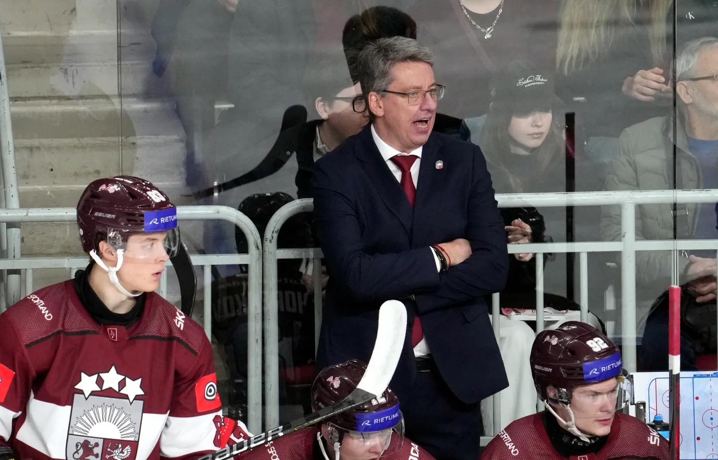 Latvijas hokeja izlases galvenais treneris Harijs Vītoliņš