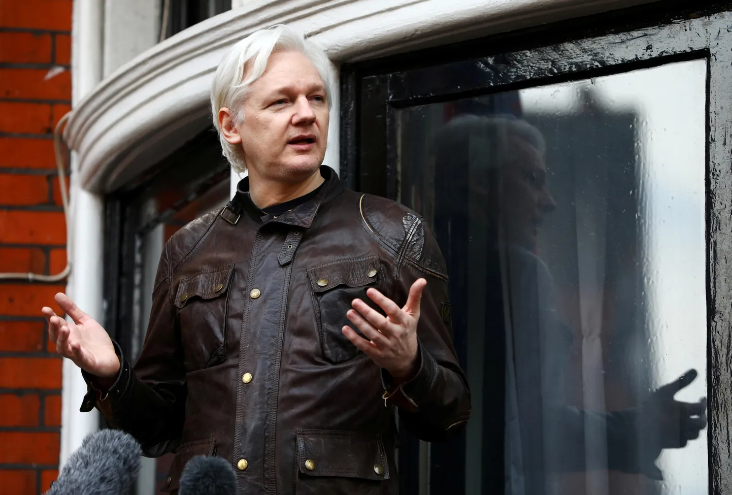Julian Assange.