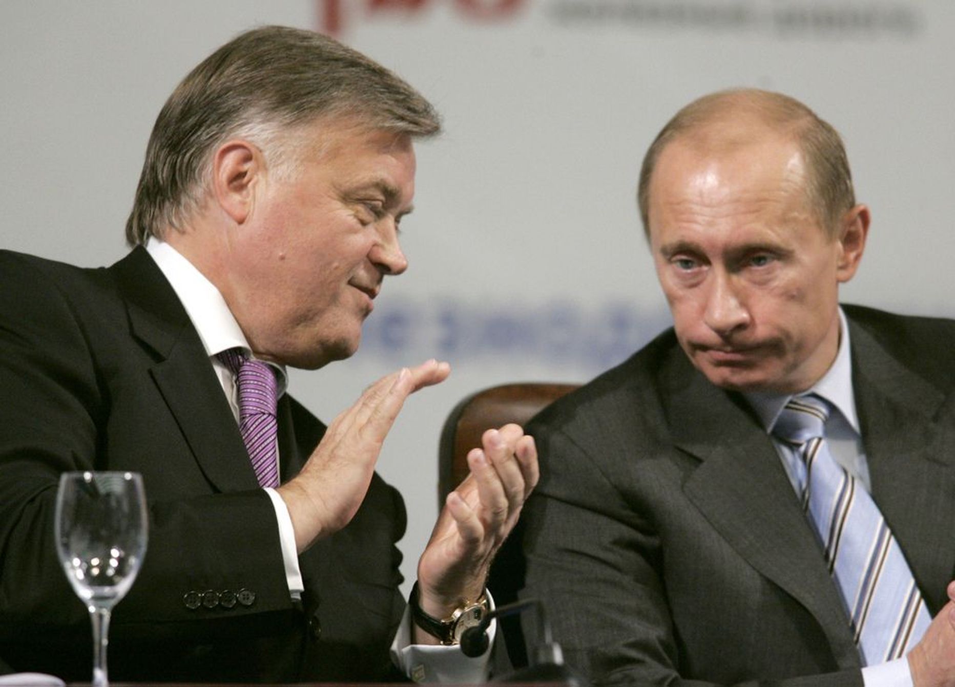 Vladimir Jakunin (vasakul) ja Vladimir Putini (paremal).