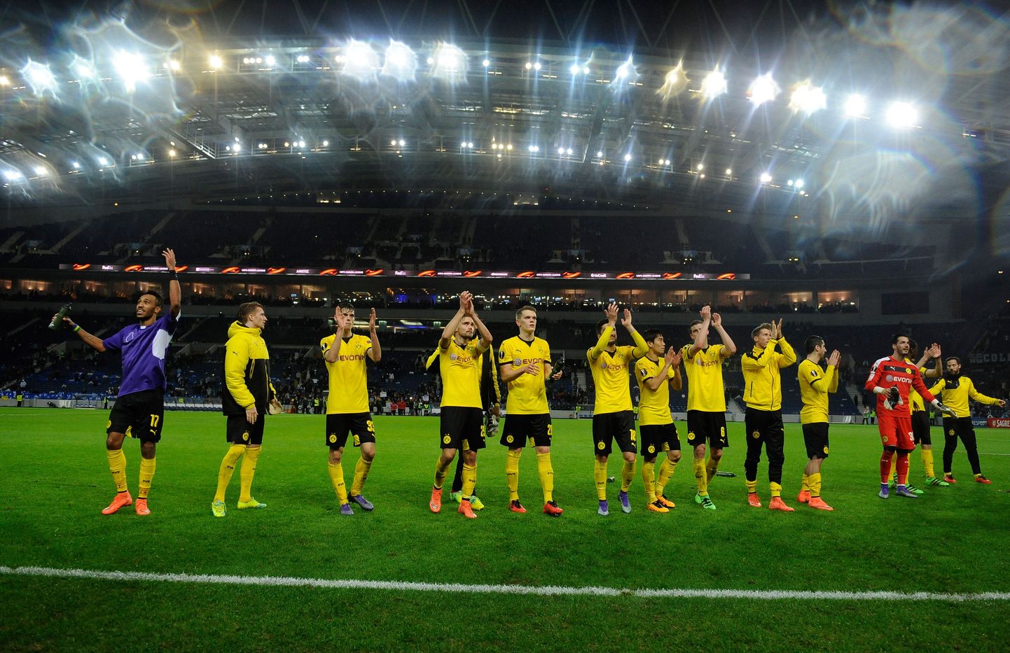 Dortmundi Borussia läheb Euroopa liigas vastamisi Tottenham Hotspuriga.