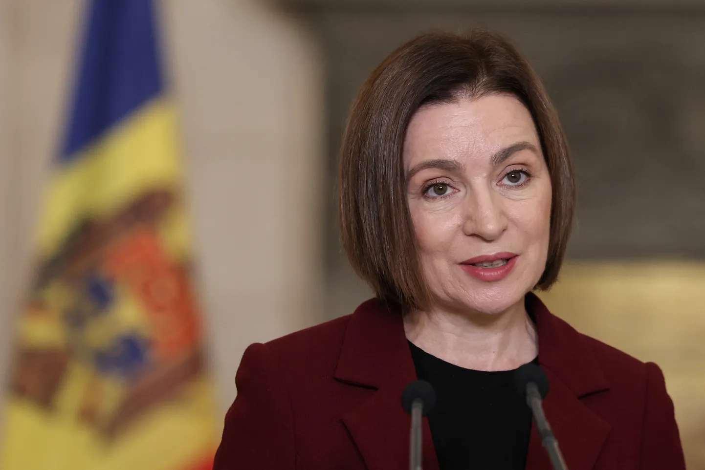 Moldovas prezidente Maija Sandu referendumā atbalstītu apvienošanos ar ...