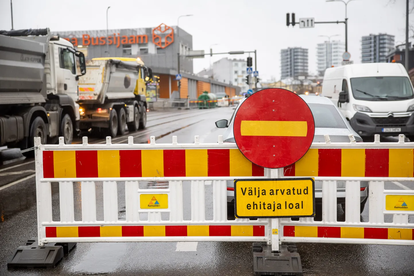 05.03.2025 Tallinn Suletud Odra ja Türnpu tänav Bussijaama juures. Foto: Sander Ilvest, Postimees