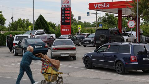KOMMENTAAR ⟩ Krimm on nagu ilma käepidemeta kohver ühtmoodi Ukraina kui ka Venemaa käes