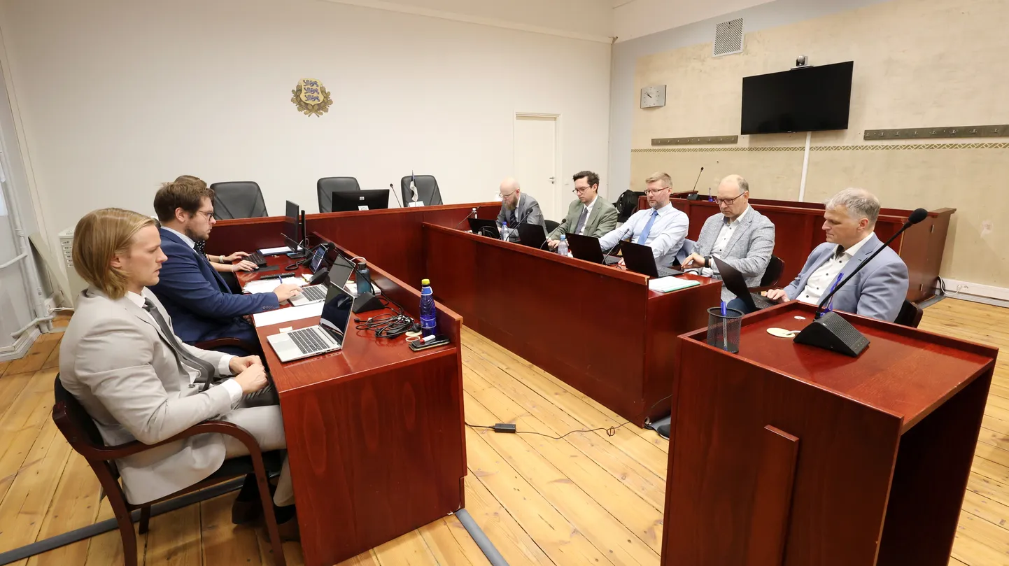 Tartu maakohtus jätkus kolmapäeval endise Tartu abilinnapea Priit Humala ja suurärimees Parvel Pruunsilla kohtuistung tunnistajate ülekuulamisega.