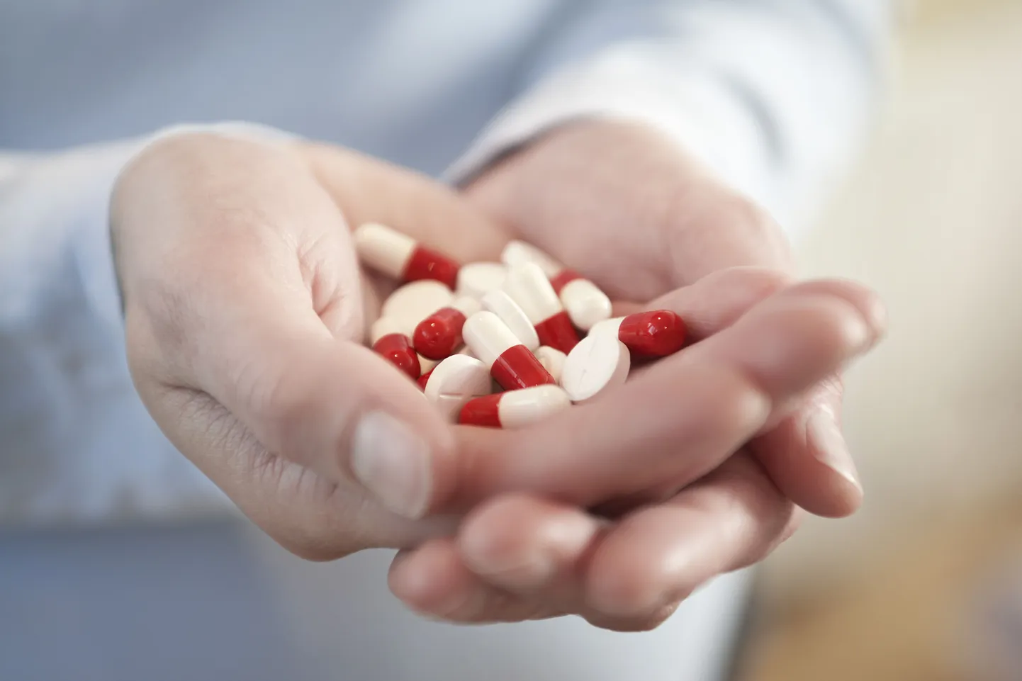 Antibiootikume valimatult ja iga haiguse korral võtta ei tohiks.