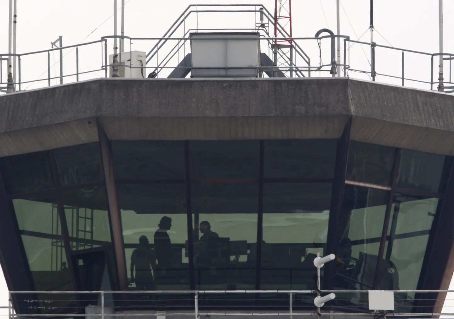 Basel-Mulhouse`i lennujaama lennujuhtimiskeskuse torn